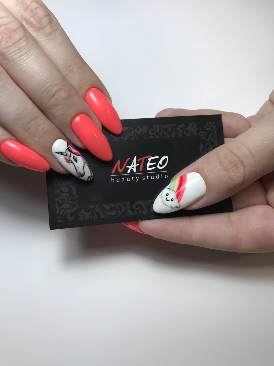 Наращивание ногтей в Киеве - NATEO Beauty Studio